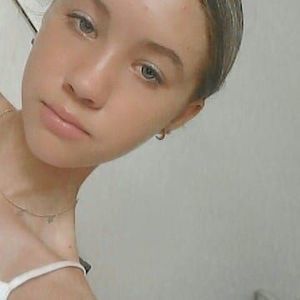 Meet your Posher, Ella